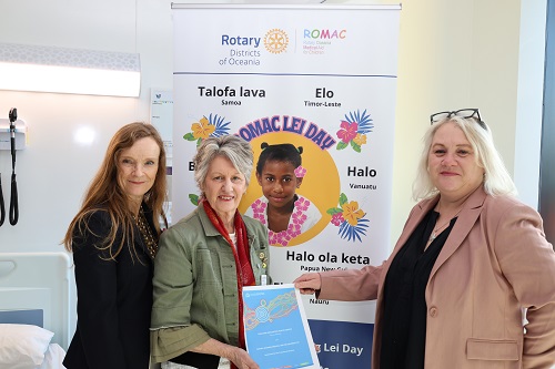 Julie Crouch, Project Officer, PCH, Glenys Parton, Chair of the Board of Directors ROMAC with Carrie Dunbar, Nurse Co-Director at Perth Children’s Hospital.